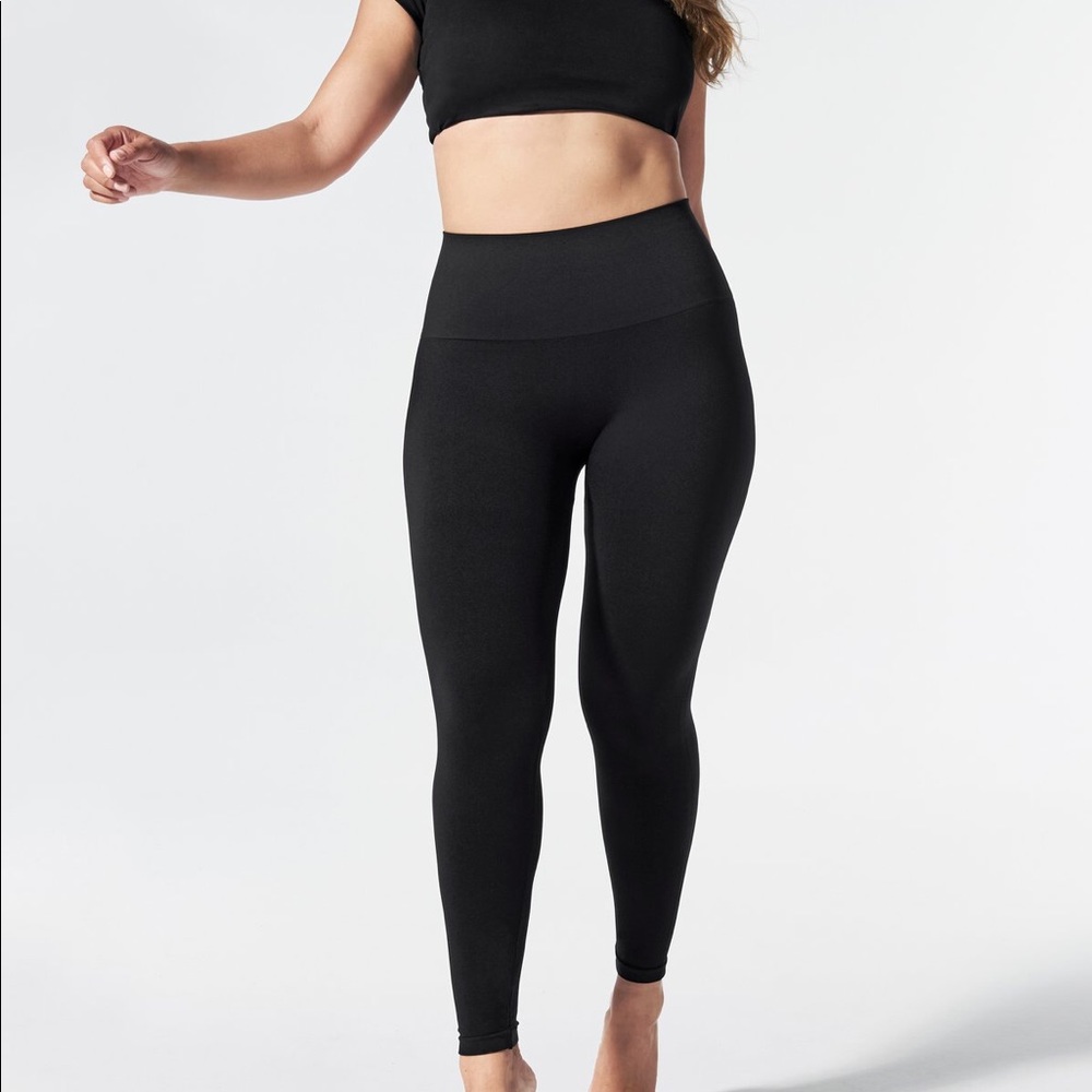 Blanqi Everyday Hipster Support Leggings